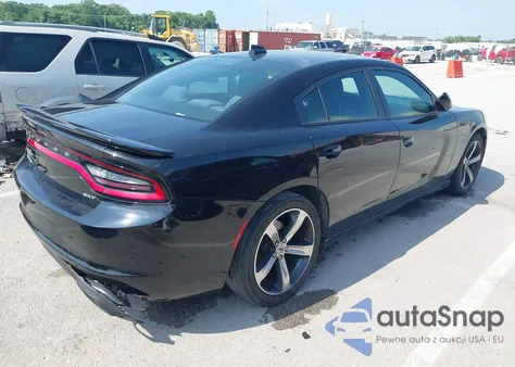 2017 Dodge Charger Sxt z USA, uszkodzony, nr VIN 2C3CDXHG5HH602058